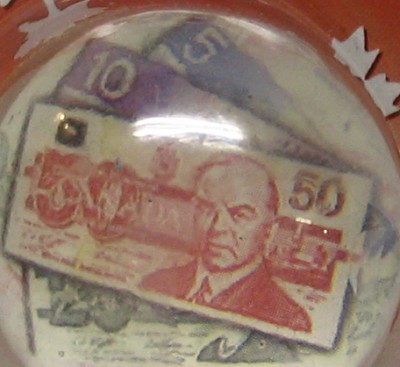 Canada 5/10/20/50 Dollar Bills Ball